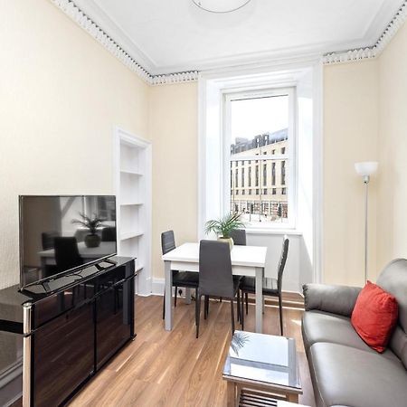 Altido Charming Flat Near City Centre Edinburg Exteriör bild