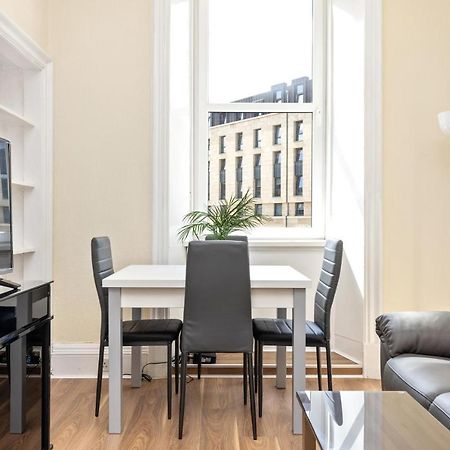 Altido Charming Flat Near City Centre Edinburg Exteriör bild